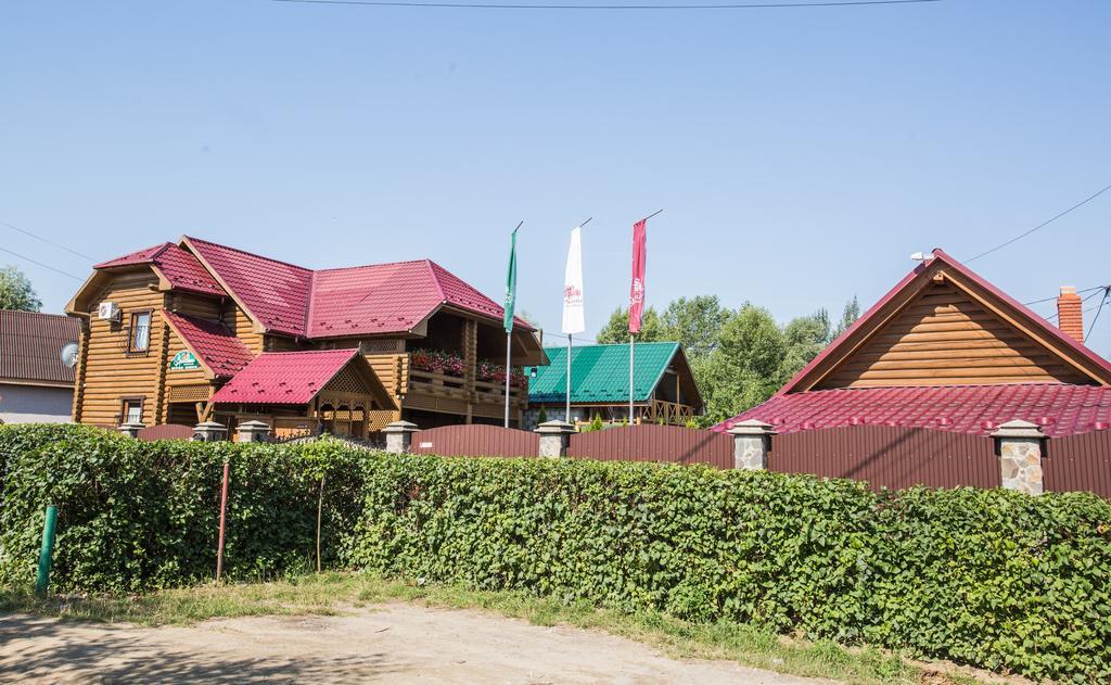 Gostynnyi Dim Zatyshok Dyyda Exterior foto